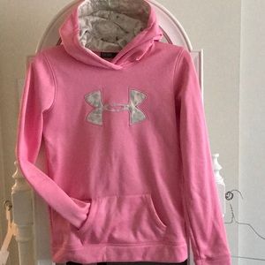 Under armour hoodie loose fit